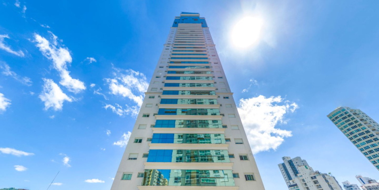 Fachada do Edifício Alameda Jardins em Balneário Camboriú, SC