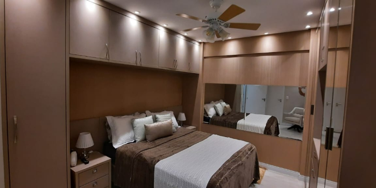 Visual 12 do Ed. Silver Tower situado em BC