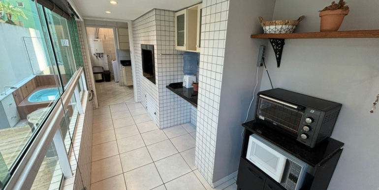 Visual 12 do Ed. Ville D’ Lyon situado em BC