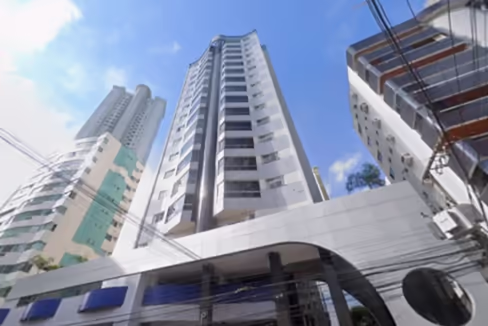 Fachada do Edifício Platinum - Balneário Camboriú