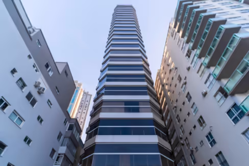 Fachada do Edifício Maria Eduarda - Balneário Camboriú