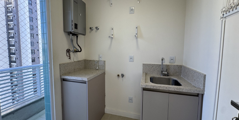 Panorama 8 do Ed. Pacoste Home situado em BC