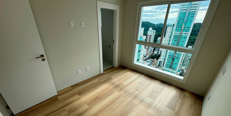 Quadro 13 do Edifício Skyline Tower - Balneário Camboriú