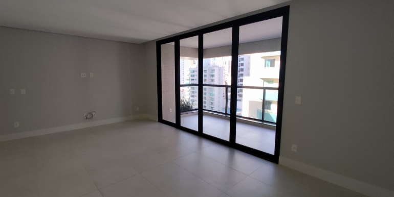 Figura 5 do  Tesla em Balneário Camboriú
