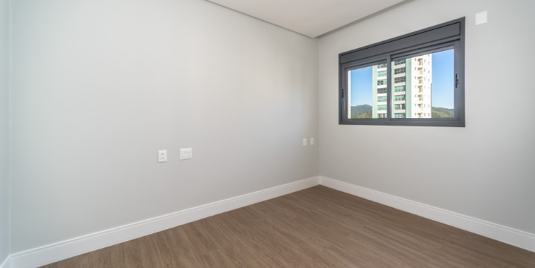 Quadro 13 do Edifício Hannover - Balneário Camboriú