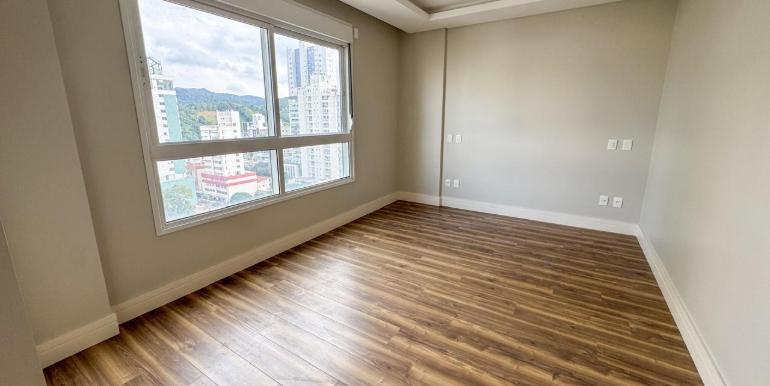 Quadro 13 do Edifício Torremolinos - Balneário Camboriú