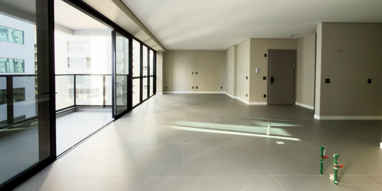 Panorama 8 do Ed. Zenith Tower situado em BC