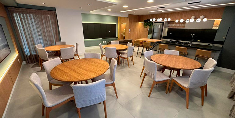 Visual 12 do Ed. Azamor situado em BC