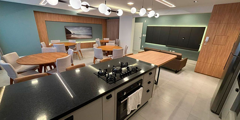 Quadro 13 do Edifício Azamor - Balneário Camboriú