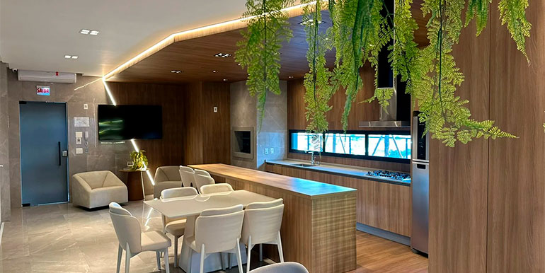 Panorama 8 do Ed. Florence Garden situado em BC