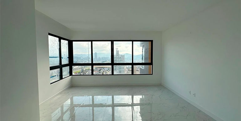 Retrato 23 do imóvel