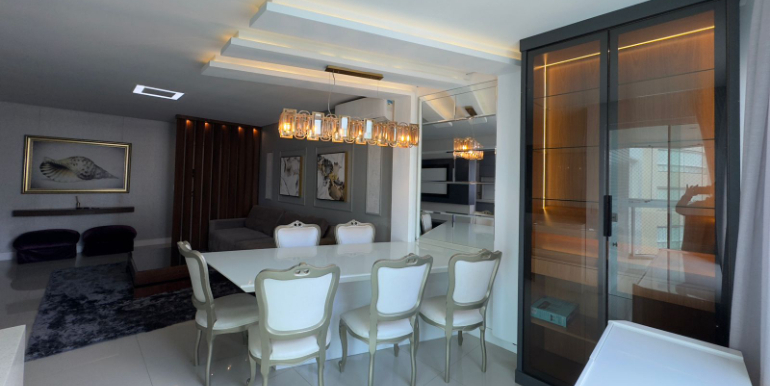 Figura 5 do  Celebration em Balneário Camboriú