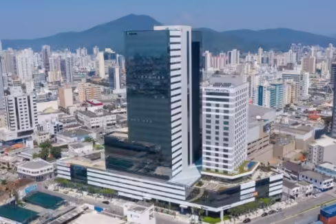 Fachada do Edifício Absolute Business - Itajaí