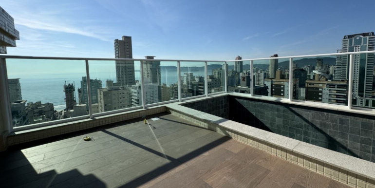 Cenário 9 do Edifício Azzure localizado na Meia Praia, Itapema