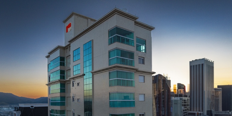 Retrato 3 do Edifício Grand Soleil localizado na Meia Praia, Itapema