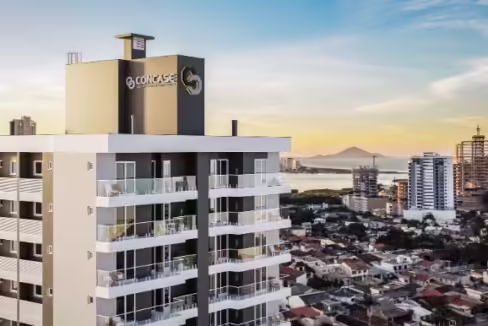 Fachada do Edifício Lago Louise - Itajaí