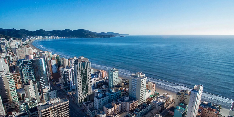 Figura 5 do Monte Carlo na Meia Praia, Itapema