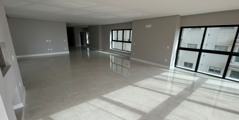 Visual 12 do Ed. Palácio Triunfo situado na Meia Praia, Itapema