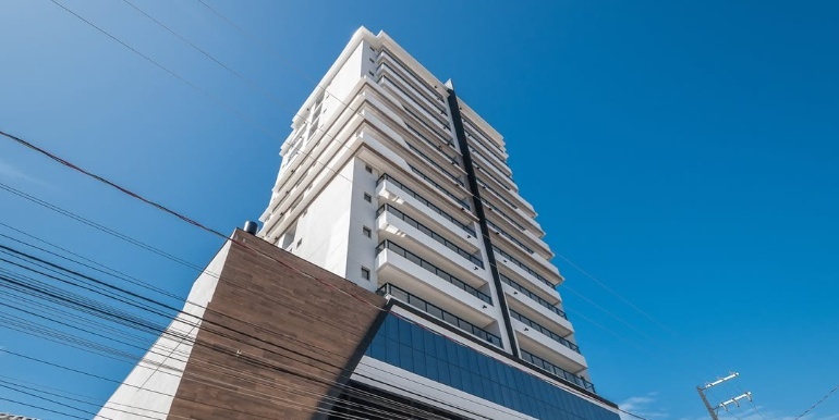 Fachada do Edifício Paradiso del Mare na Praia Brava, Itajaí, SC