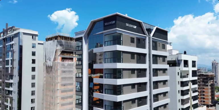 Retrato 3 do Edifício Selent Sunrise Residence localizado em Balneário Perequê, Porto Belo