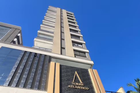 Fachada do Edifício Torre Atlântico - Balneário Perequê, Porto Belo