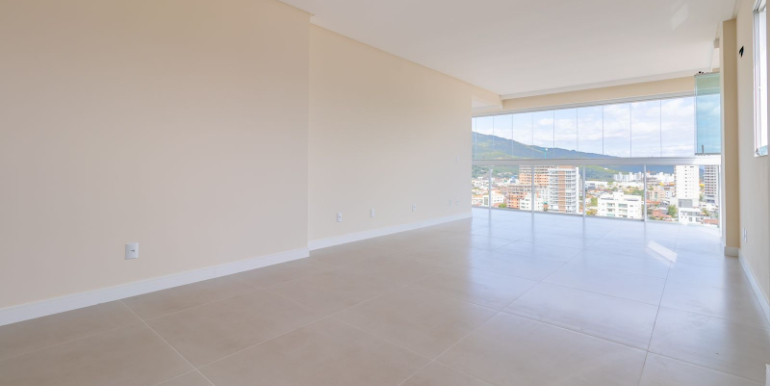 Retrato 3 do Edifício Bianco localizado em Balneário Perequê, Porto Belo