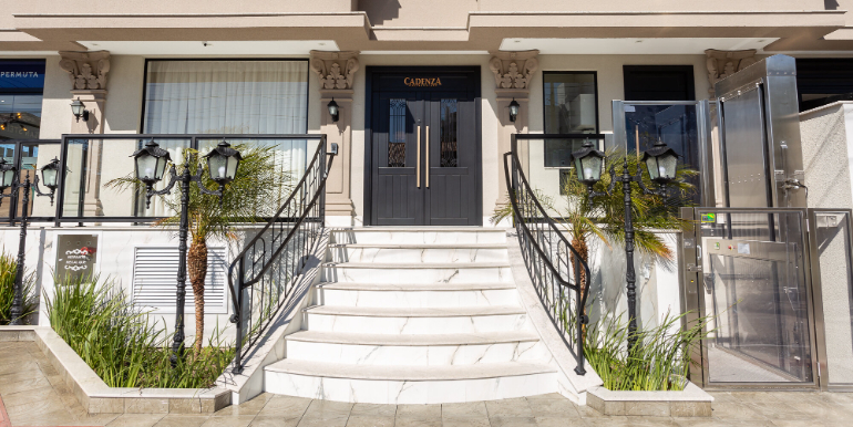 Figura 5 do Cadenza em Balneário Perequê, Porto Belo