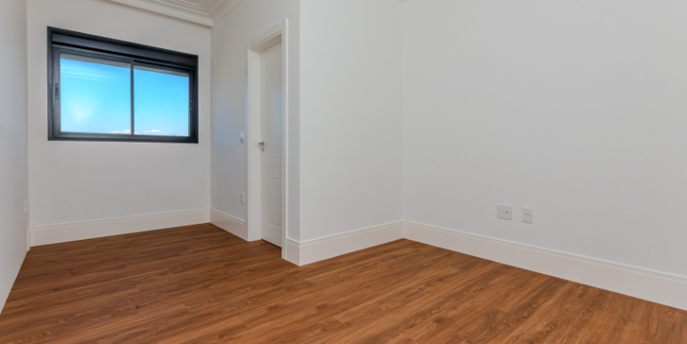 Retrato 23 do Edificio Jardim Europa - Balneário Perequê, Porto Belo