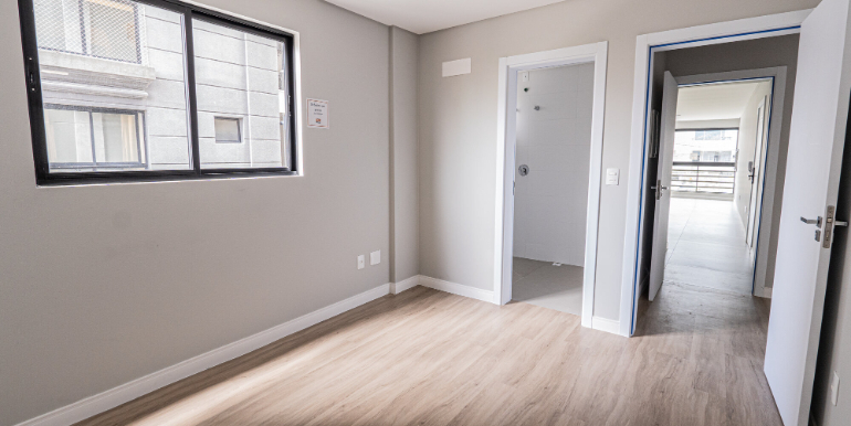 Retrato 3 do Edifício Leblon localizado em Balneário Perequê, Porto Belo