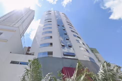 Fachada do Edifício Porto Vêneto - Balneário Camboriú