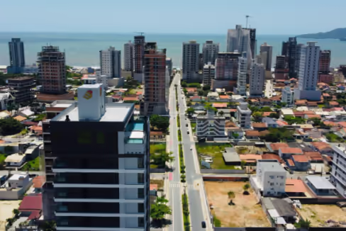 Fachada do Edifício Up Street - Balneário Perequê, Porto Belo