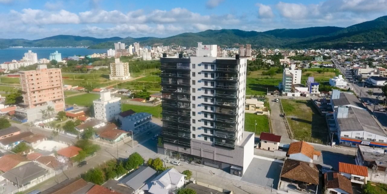 Foto 1 do Edifício Walvis Bay Home - Balneário Perequê, Porto Belo