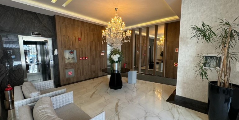 Retrato 3 do Edifício Águas Cristalinas localizado na Meia Praia, Itapema