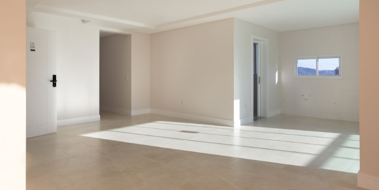 Vista 4 do Ed. Atlantis situado na Meia Praia, Itapema