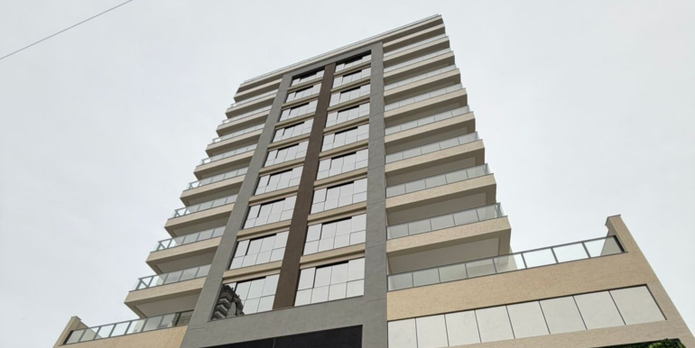 Fachada do Edifício Costa Amalfitana em Itapema, SC