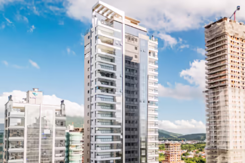 Fachada do Edifício Doha Tower - Meia Praia, Itapema