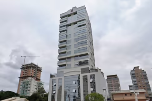 Fachada do Edifício Maverick - Meia Praia, Itapema