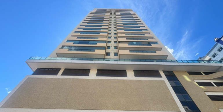 Foto 4 do Edifício Metropolitan – Meia Praia, Itapema