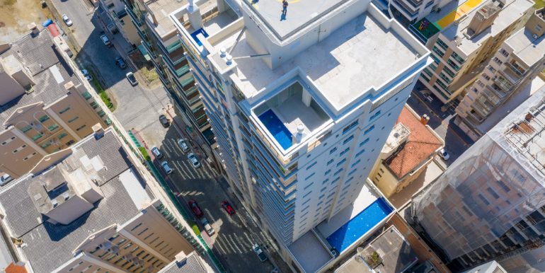 Vista 4 do Ed. Monaco situado na Meia Praia, Itapema