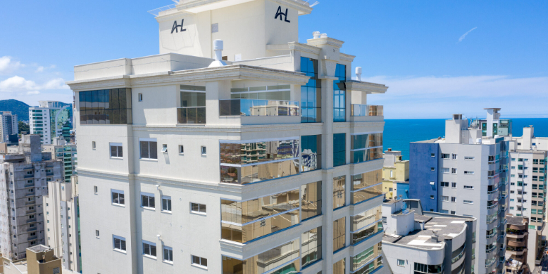 Foto 1 do Edifício Monaco - Meia Praia, Itapema