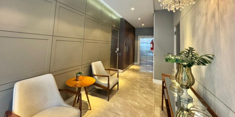 Visual 12 do Ed. Montpellier situado em Itajaí