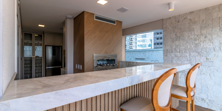 Moldura 16 do Ed. Paramount Tower situado na Meia Praia, Itapema