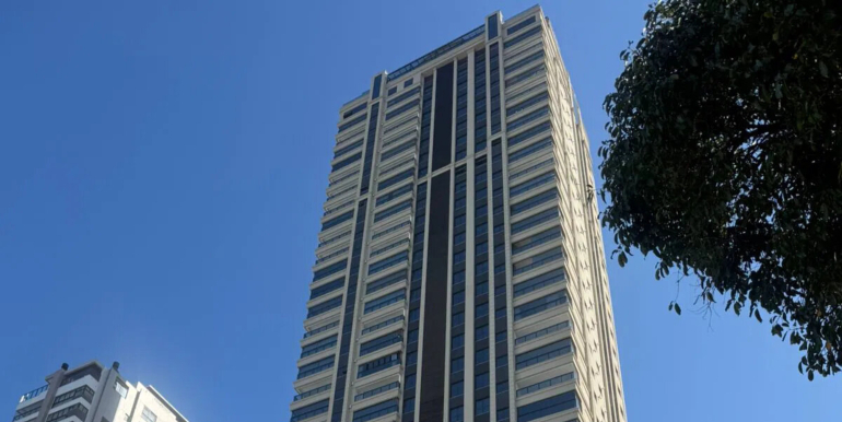 Fachada do Edifício St. Clair em Itapema, SC