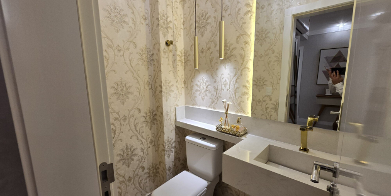 Moldura 16 do Ed. Villa Toscana situado na Meia Praia, Itapema