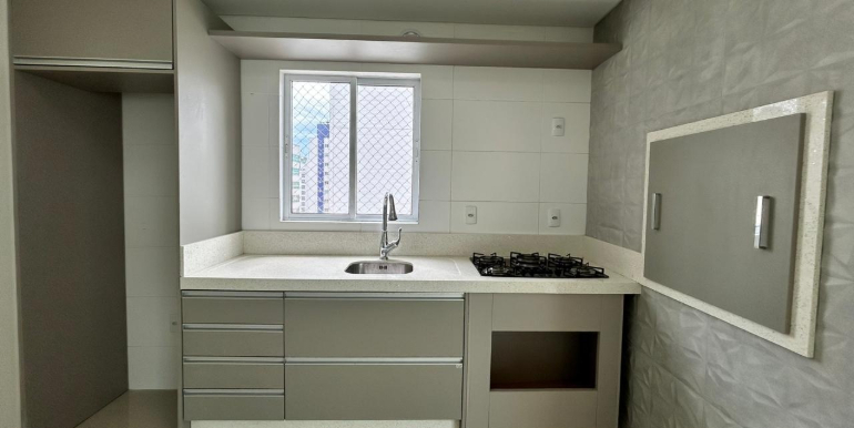 Panorama 8 do Ed. Maria Victória situado em BC